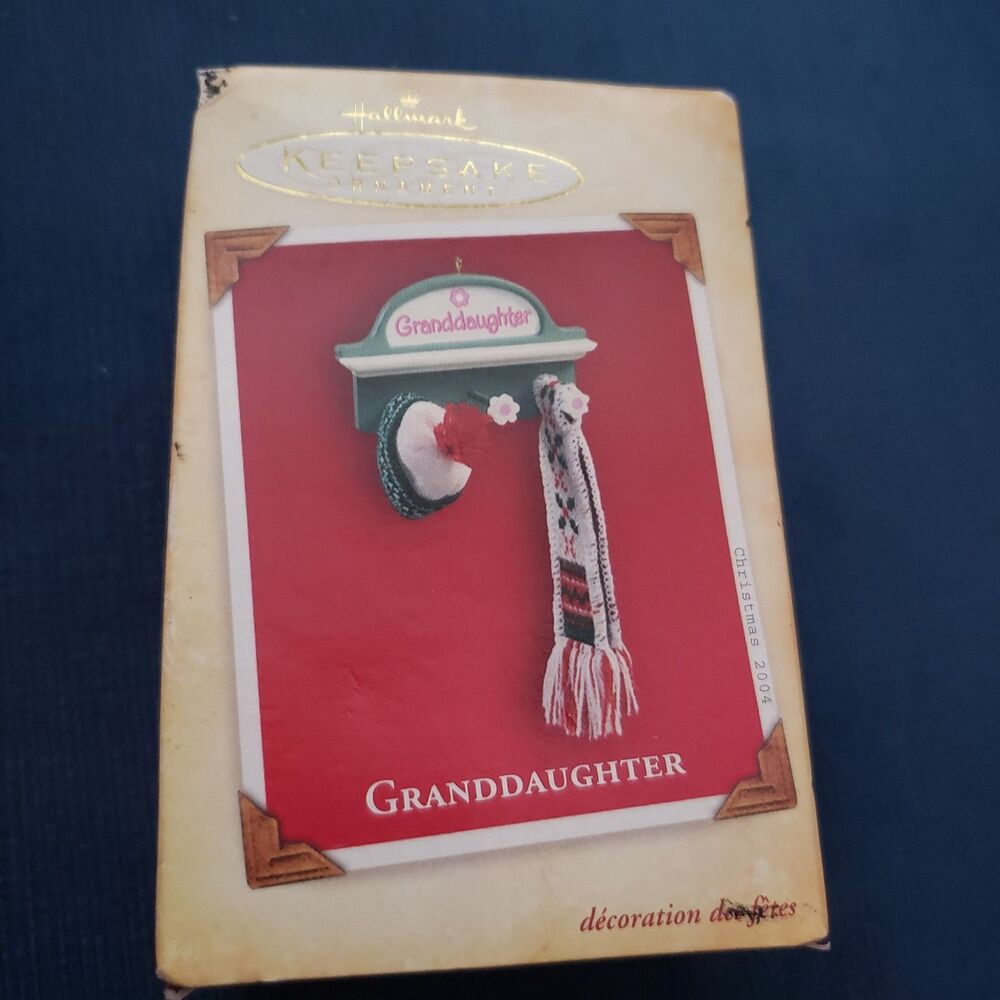 Hallmark 2004 Granddaughter Handcrafted/Fabric Ornament Christmas/Holidays